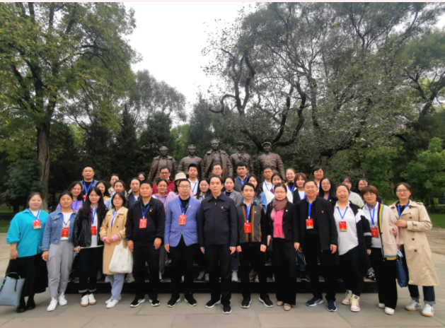 黃河交通學院思政課骨干教師2021年專題研修培訓班圓滿結(jié)業(yè)