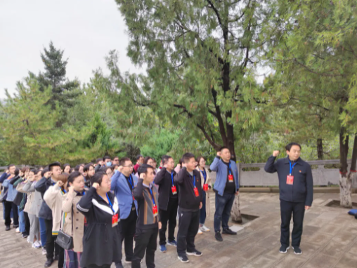 【培訓(xùn)動(dòng)態(tài)】黃河交通學(xué)院思政課骨干教師2021年專題研修培訓(xùn)班圓滿結(jié)業(yè)