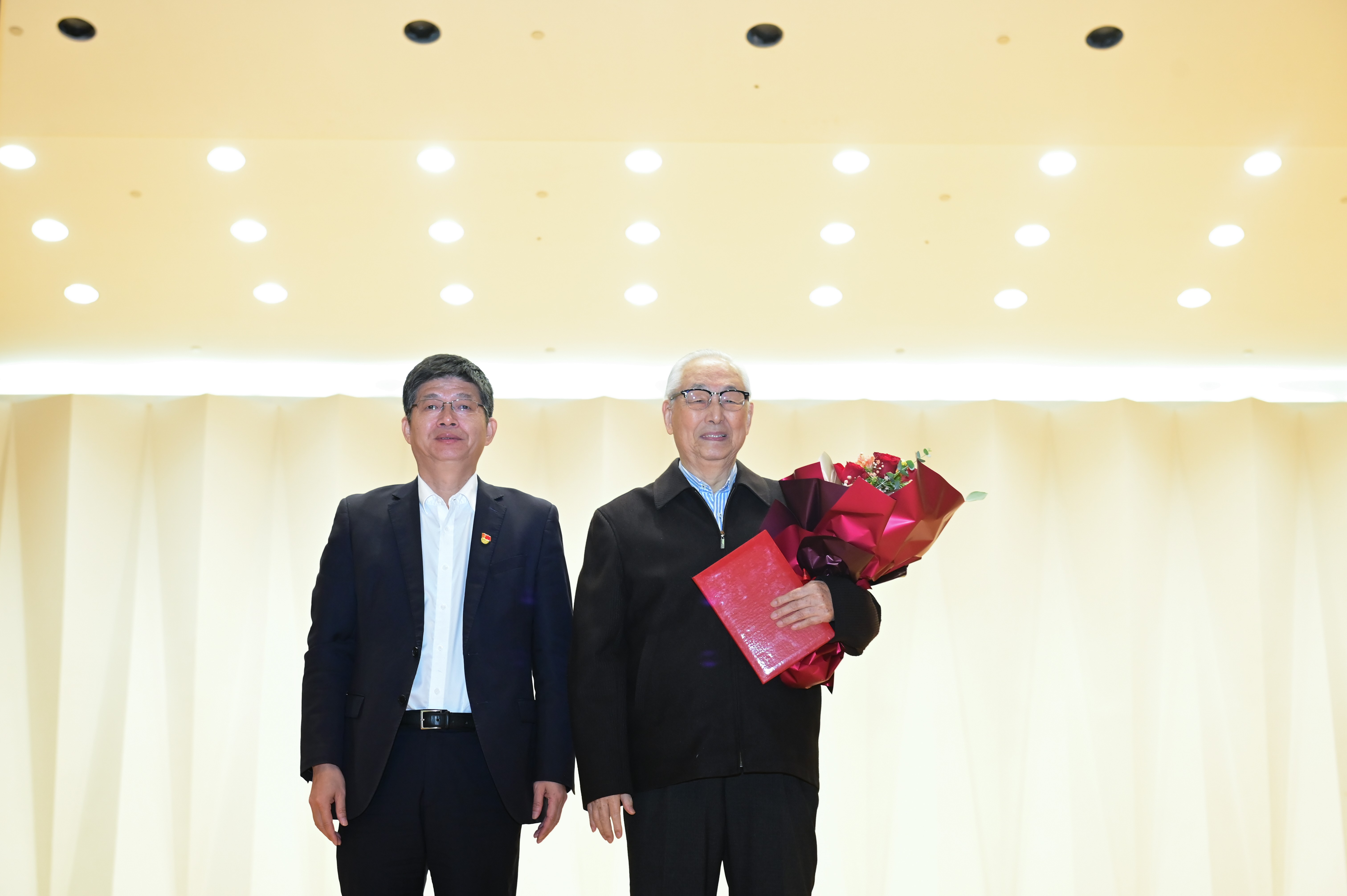 廈門大學學生馬克思主義理論研修班第十期結(jié)業(yè)暨第十二期開班典禮舉辦