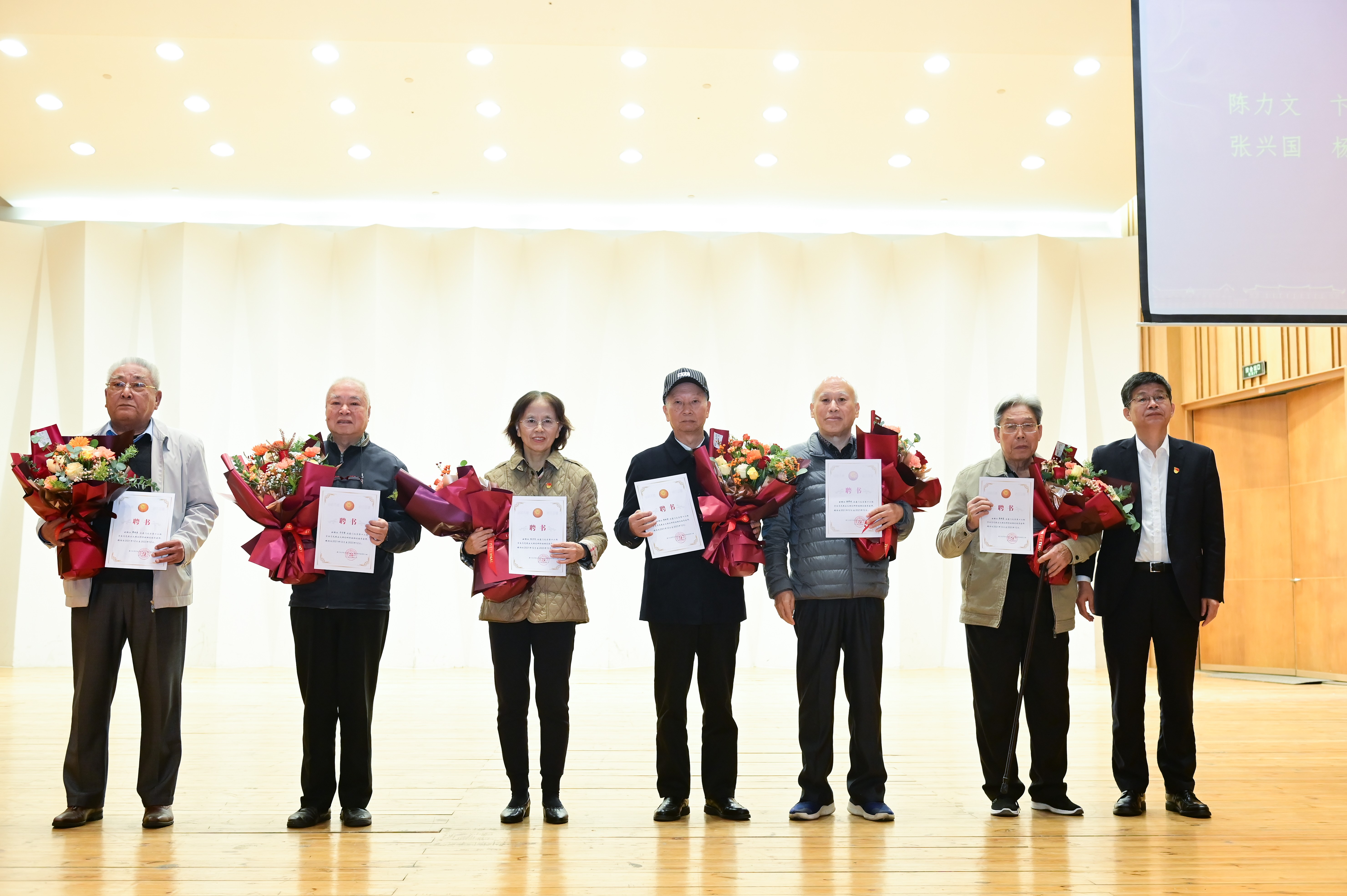 廈門大學學生馬克思主義理論研修班第十期結(jié)業(yè)暨第十二期開班典禮舉辦